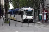Portland regional line Blue with articulated tram 114 at Yamhill District (2010)