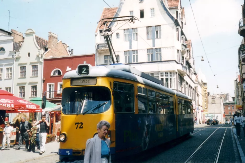 Grudziądz tram line T2 with articulated tram 72 on Rynek (2004)