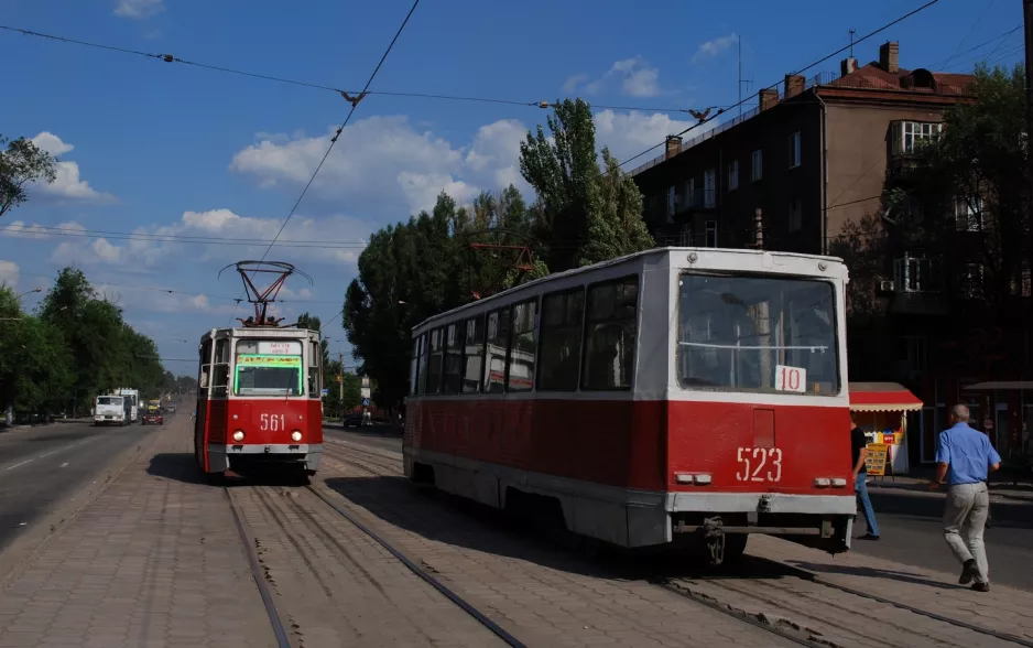 Mariupol railcar 561 in the intersection Prospekt Illicha/Liteina Street (2012)