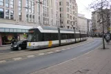 Antwerp tram line 5 with low-floor articulated tram 7222 on Schoenmarkt (2011)