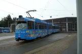 Braunschweig articulated tram 7757 in front of Helmstedter Str. (2008)