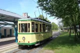 Braunschweig museum tram 1 at Broitzem  Turmstraße, seen from the side (2016)
