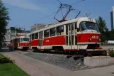 Donetsk tram line 8 with railcar 132 at wuł. Czerwonoarmijśka (2012)