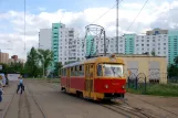 Kiev extra line 11K with railcar 5817 at Vulytsya Yordanska (2011)
