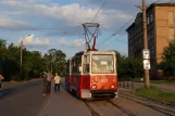 Mariupol tram line 5 with railcar 948 at Rizdviana (2012)