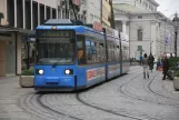 Munich tram line 19 with low-floor articulated tram 2124 on Perusastraße (2014)