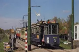 Postcard: Amsterdam museum line 30 with railcar 465 at Kalfjeslaan (1982)