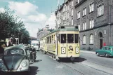 Postcard: Copenhagen tram line 8 with railcar 490 in front of Lærlingekollegium Rantzausgade (1962-1964)