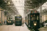 Postcard: Rotterdam railcar A 327 at Haarlemmermeerstation (1981)