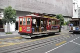 San Francisco cable car Powell-Mason with cable car 25 on Powell Street, seen from the side (2010)