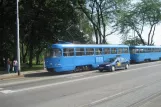 Zagreb tram line 4 with railcar 463 on Maksimirska cesta (2008)