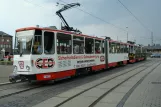 Zwickau tram line 1 with articulated tram 927 at Hauptbahnhof (2008)