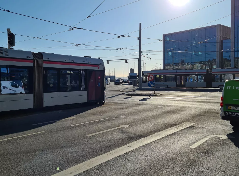 Aarhus light rail line L2 with low-floor articulated tram 1107-1207 at Nørreport (2021)