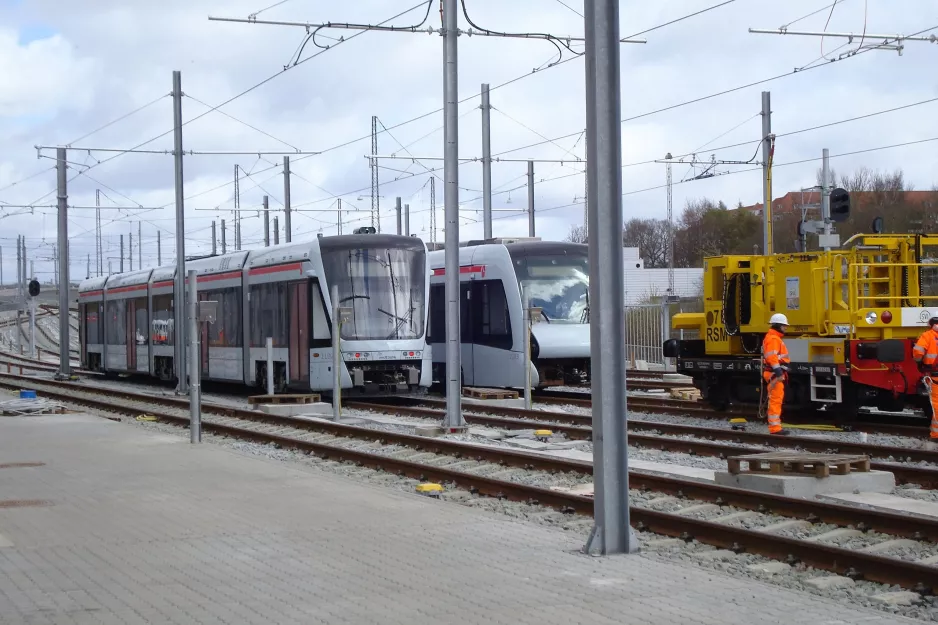 Aarhus low-floor articulated tram 1101-1201 on the side track at Trafik- og Servicecenter (2017)