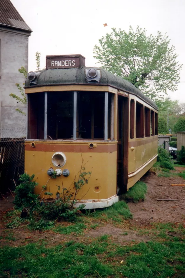 Aarhus railcar 9 in Tirsdalen's Kindergarten (1996)
