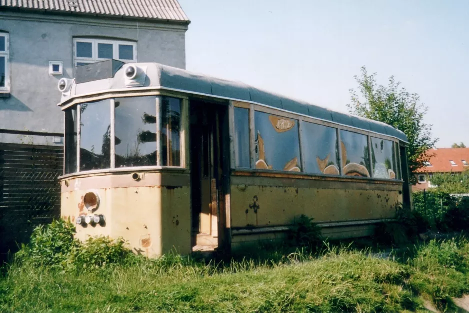 Aarhus railcar 9 in Tirsdalen's Kindergarten (2004)