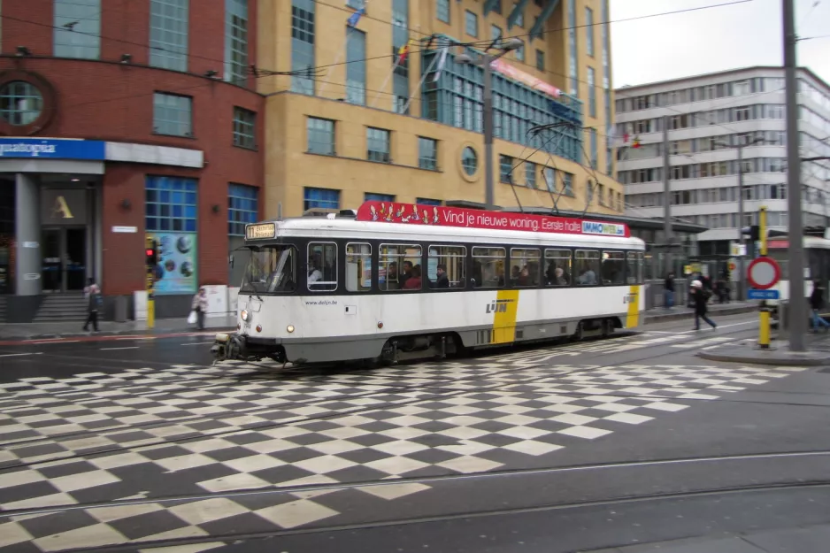Antwerp tram line 11 with railcar 7148 on Koningin Astridplein (2011)