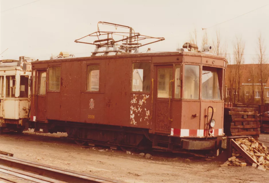 Archive photo: Brussels service vehicle 21006 at the depot Knokke (1978)