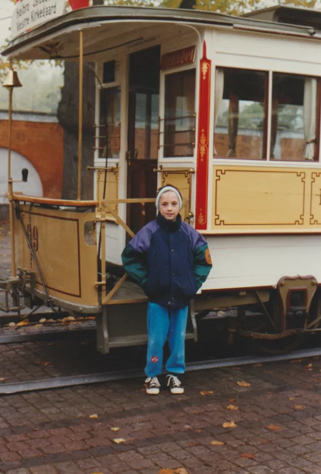 Archive photo: Copenhagen horse tram 69 "Hønen" on Frederiksberg Runddel (1988)