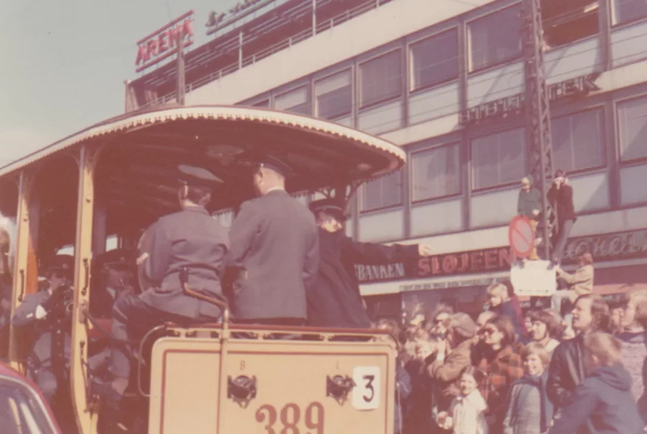 Archive photo: Copenhagen open sidecar 389 at Husum (1972)