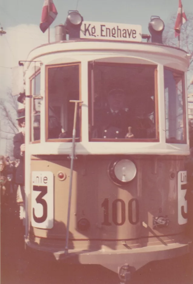 Archive photo: Copenhagen railcar 100 at Husum (1972)