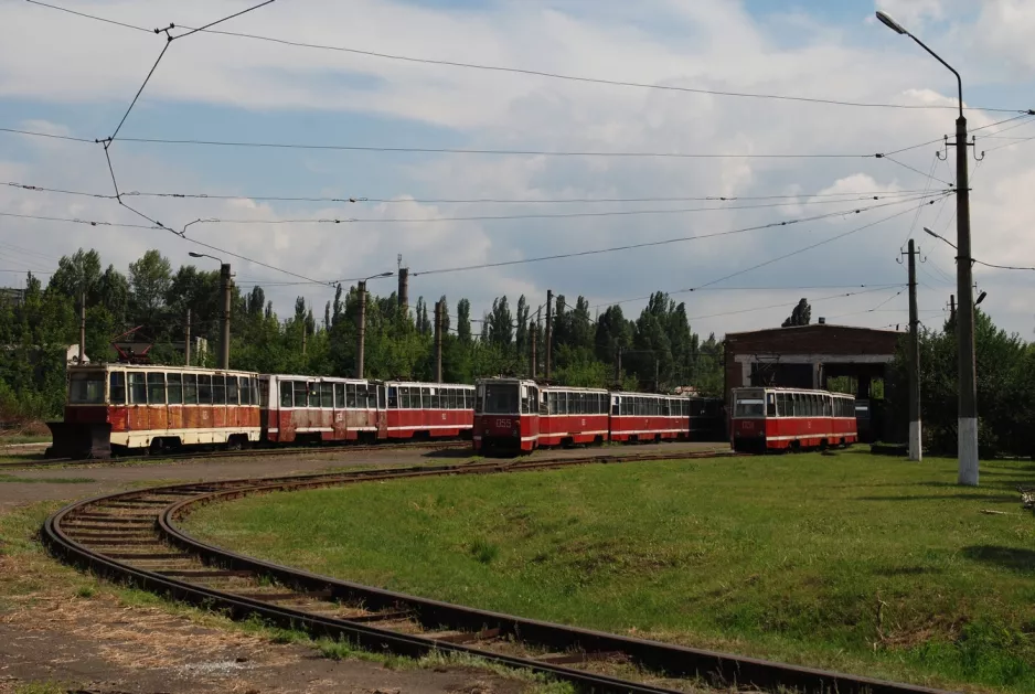 Avdiivka railcar 055 at Tramvaynoe depo (2012)