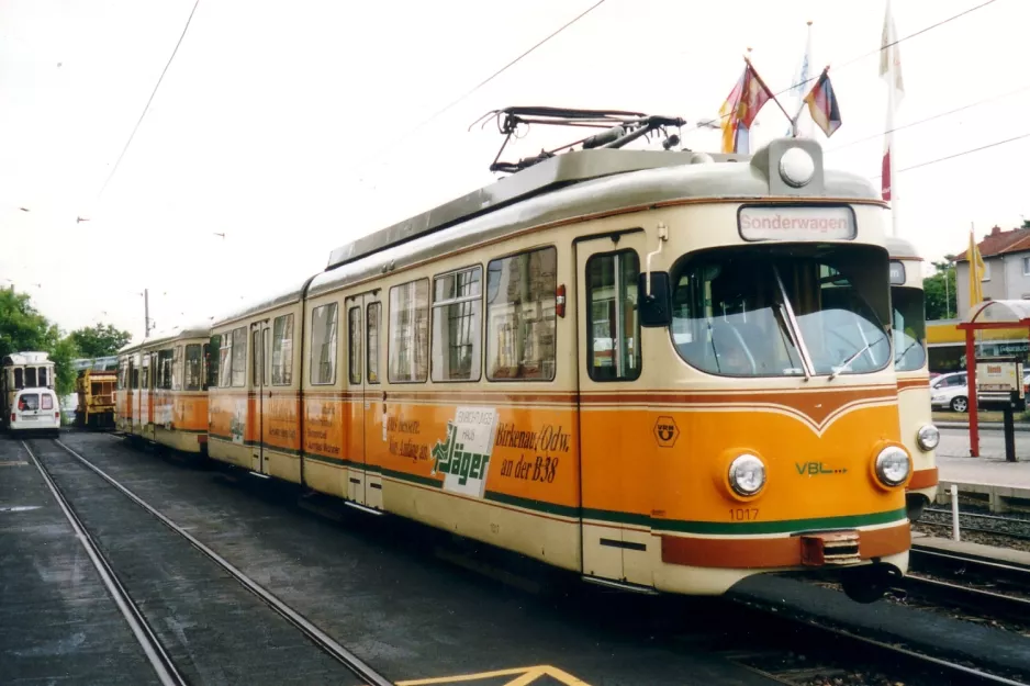 Bad Dürkheim articulated tram 1017 at Rhein-Haardtbahn (2003)