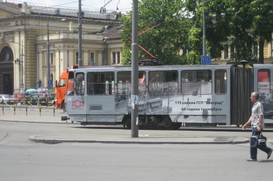 Belgrade articulated tram 278 on Savski Trg (2008)
