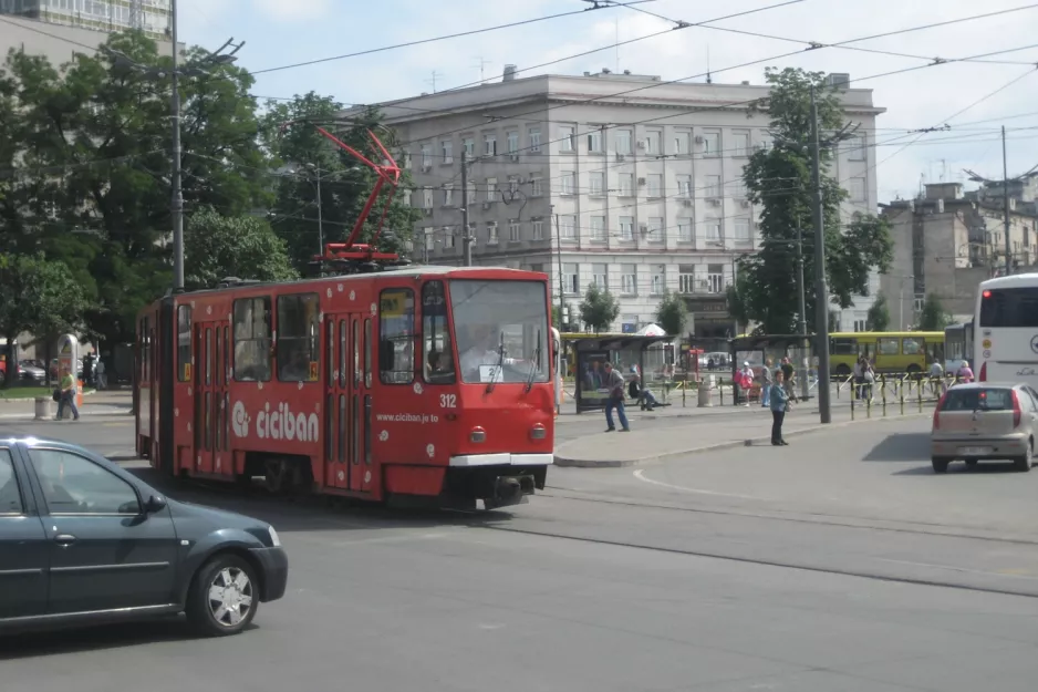 Belgrade tram line 2 with articulated tram 312 on Savski Trg (2008)