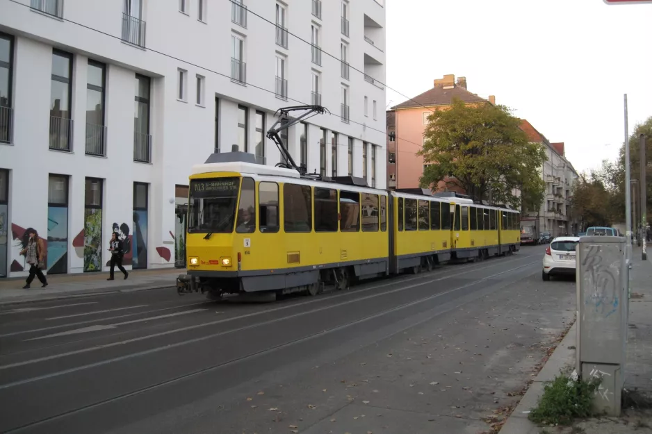 Berlin fast line M13 with articulated tram 7034 on Holteistr. (2012)