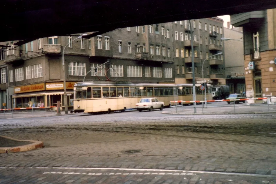 Berlin tram line 21 on Dimitroffstraße (Danziger Straße) (1986)