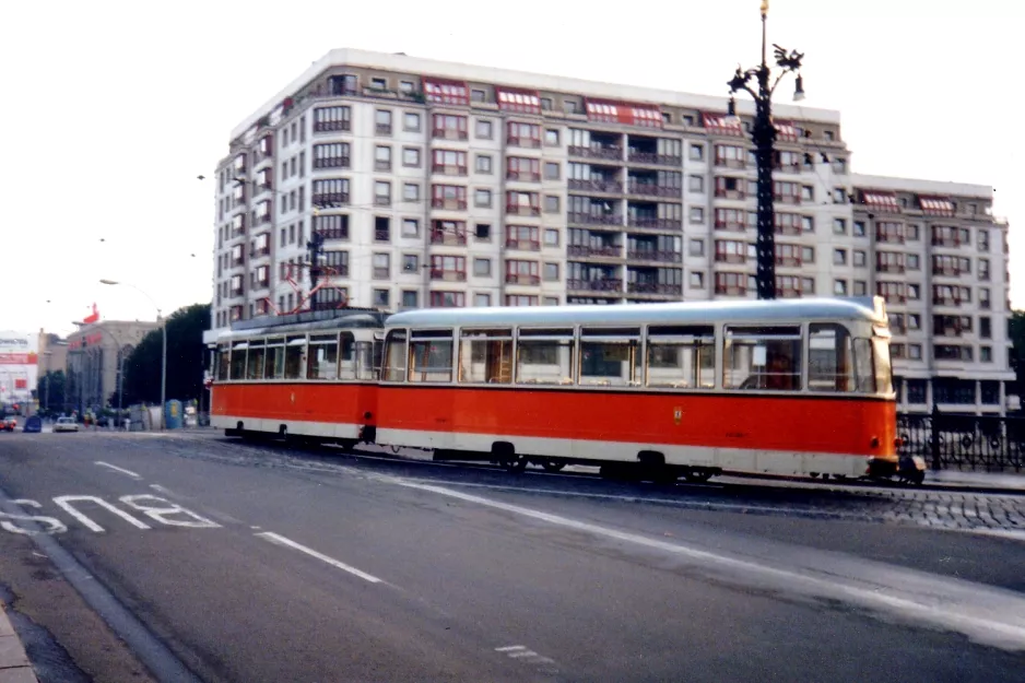 Berlin tram line 46 on Weidendammer Brücke (1991)