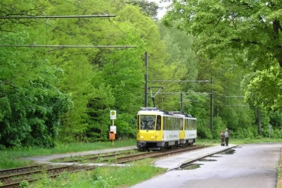 Berlin tram line 68 at Strandbad Grünau (2006)