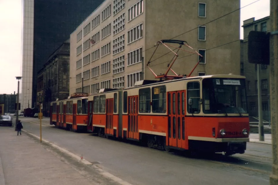 Berlin tram line 70 with articulated tram 219 428-4 at Mitte, Am Kupfergraben (Georgenstraße) (1986)