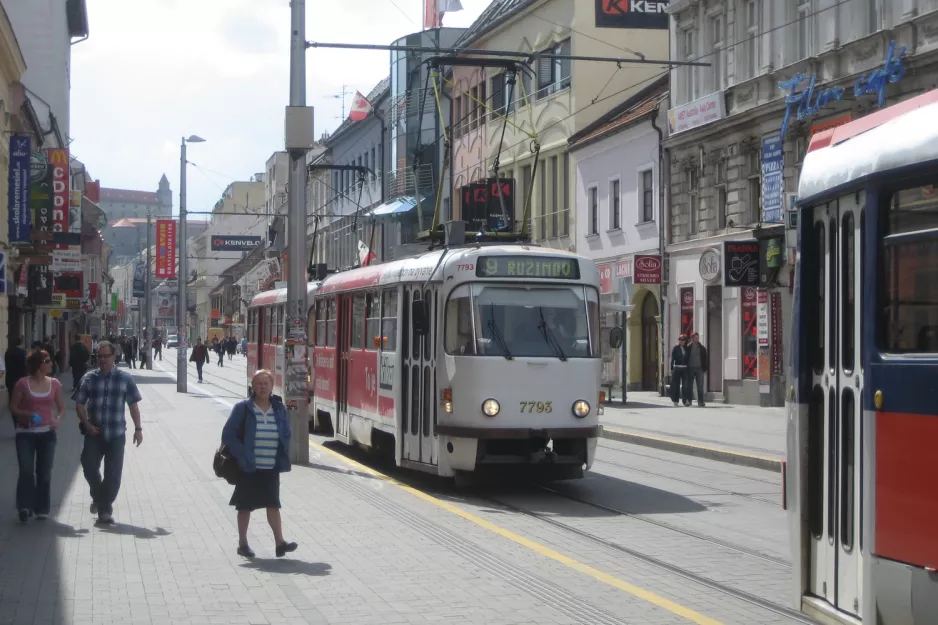 Bratislava tram line 9 with railcar 7793 on Župné námestie (2008)