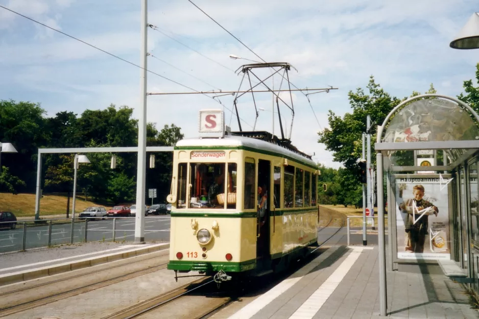Braunschweig museum tram 113 at Hauptbahnhof (2003)