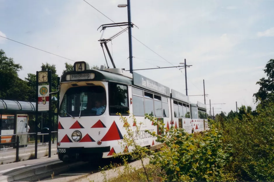Braunschweig tram line 4 with articulated tram 7555 at Wenden (2003)