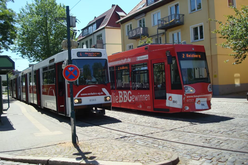 Braunschweig tram line 4 with articulated tram 8165 at Radeklint (2014)