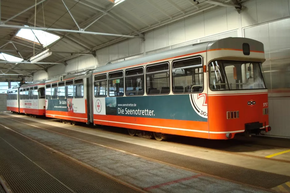 Bremen articulated tram 3757 inside the depot Sebaldsbrück (2011)