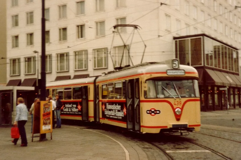 Bremen extra line 5 with articulated tram 439 on Bahnhofsplatz (1982)