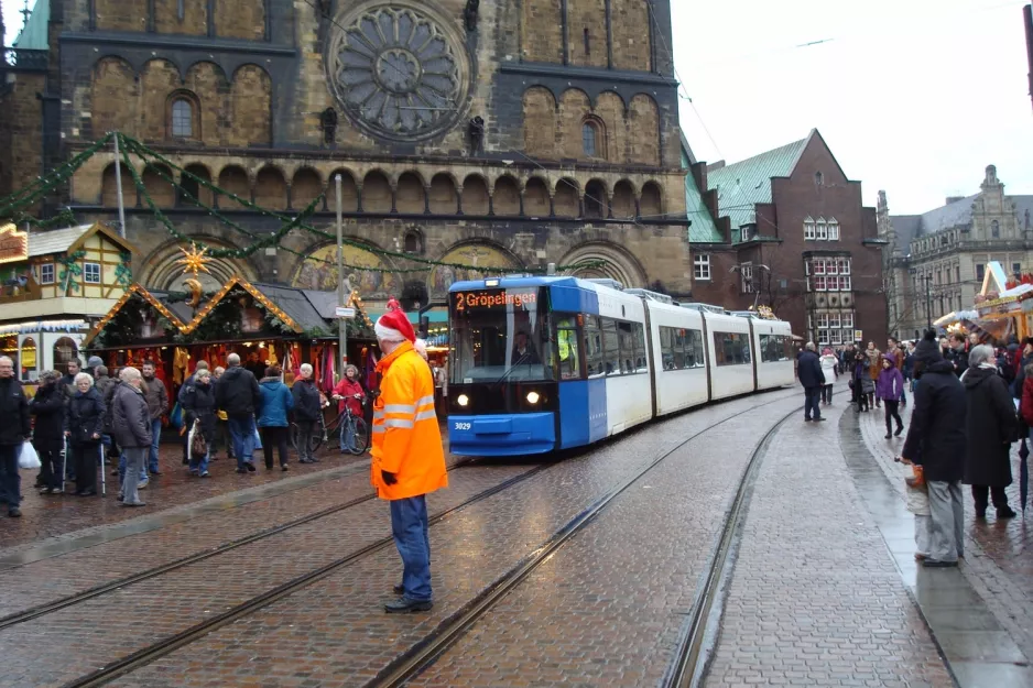 Bremen tram line 2 with low-floor articulated tram 3029 near Domsheide (2012)