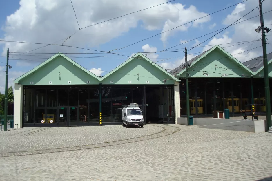 Brussels in front of Musée du Tram (2010)