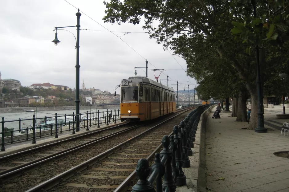 Budapest tram line 2 with articulated tram 1315 on Jane Haining rakpart (2006)