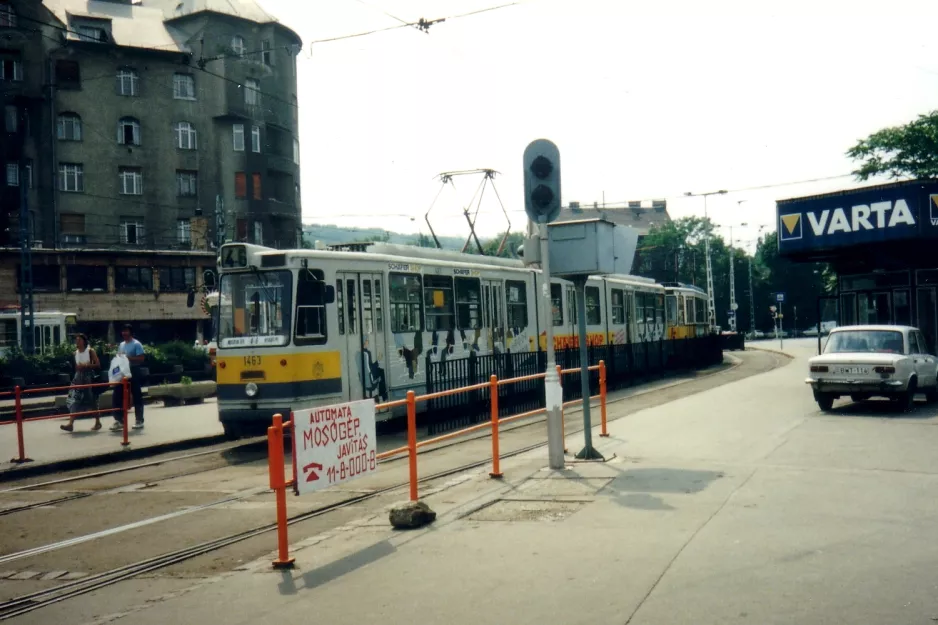 Budapest tram line 4 with articulated tram 1463 at Széll Kálmán tér (1994)