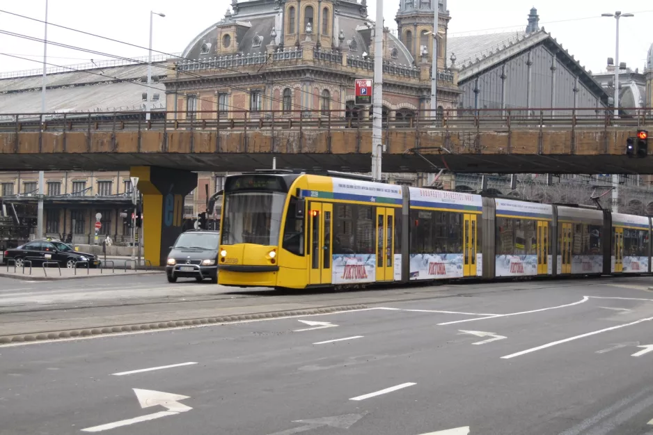 Budapest tram line 4 with low-floor articulated tram 2039 near Nyugati pályaudvar M (2013)