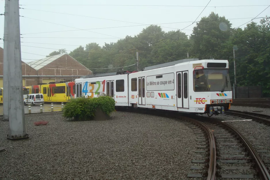 Charleroi articulated tram 7404 at the depot Jumet (2014)