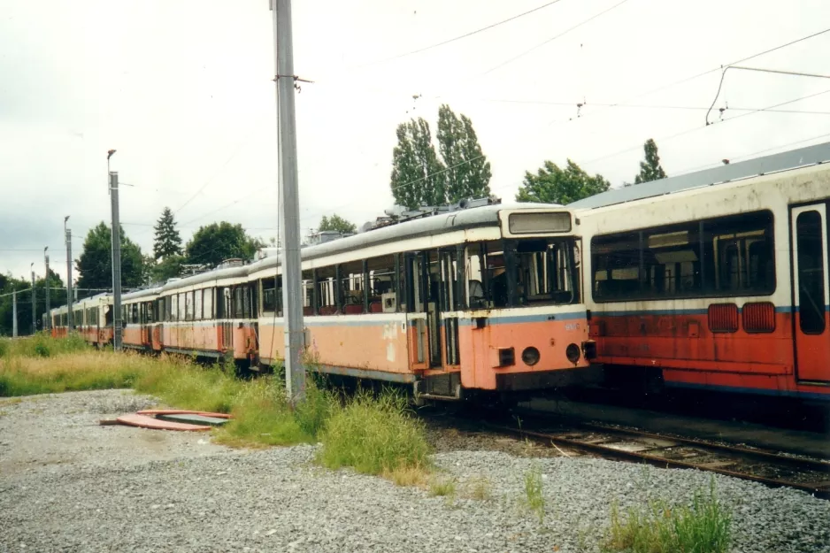 Charleroi railcar 9180 at Jumet (2002)