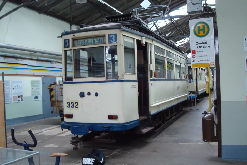 Chemnitz railcar 332 in Straßenbahnmuseum (2015)