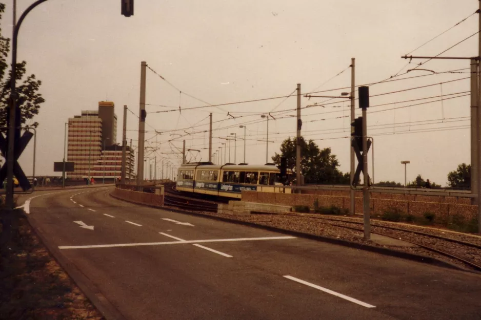 Cologne tram line 1 on Deutzer Brücke (1982)