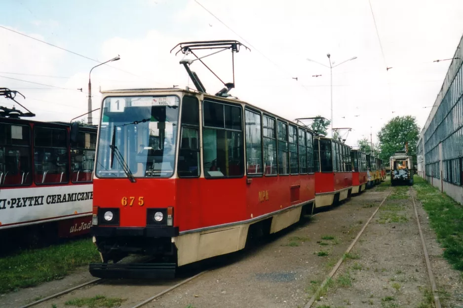 Częstochowa railcar 675 at MPK Częstochowa (2004)